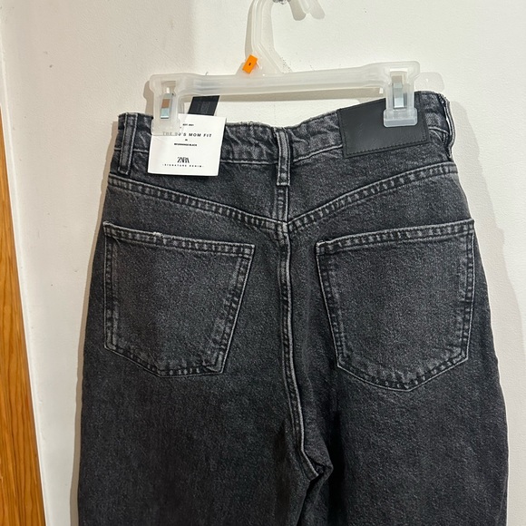 Zara 90s Mom Fit - Picture 2 of 3